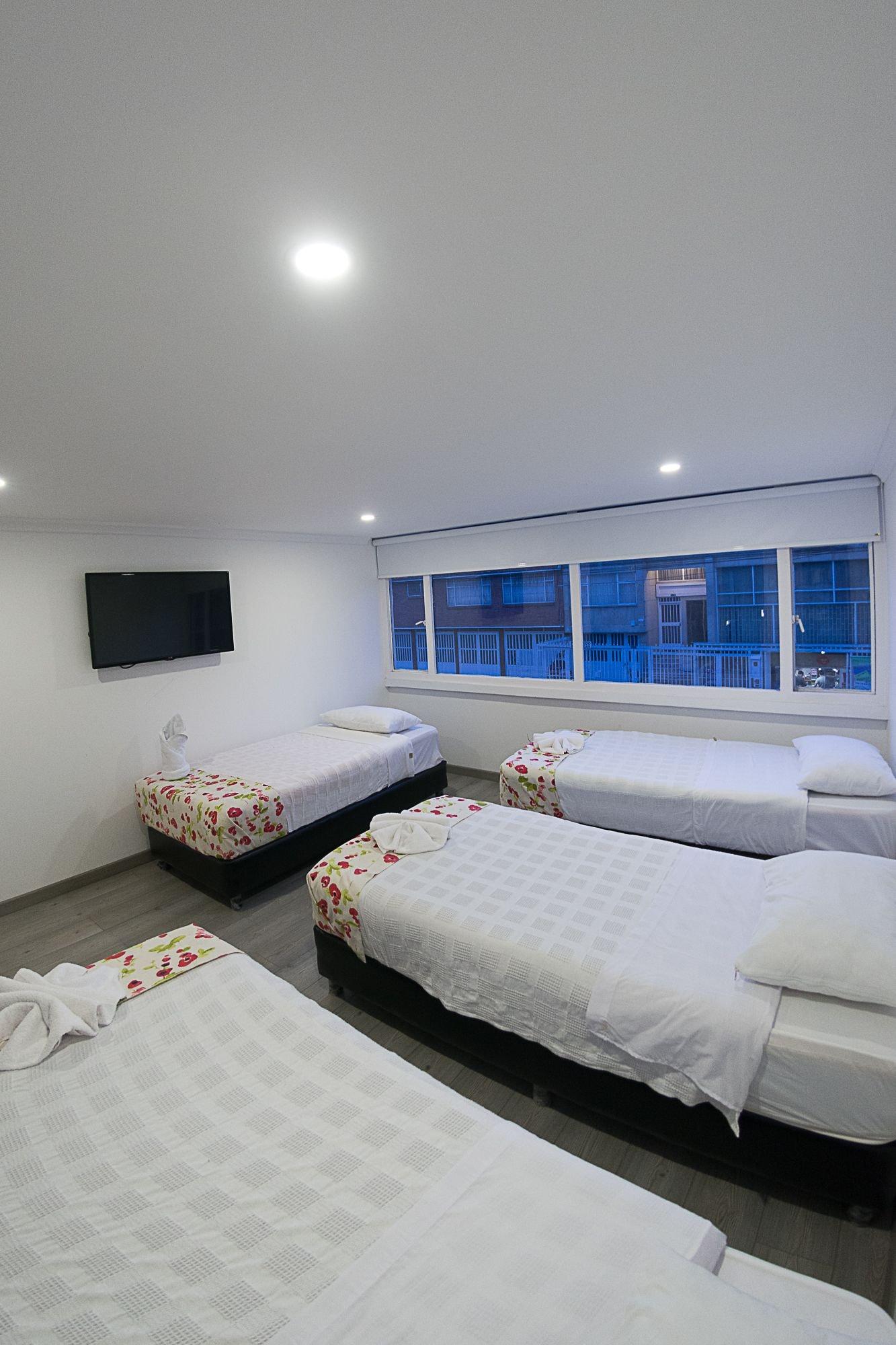 Hotel Metro 26 Bogota Bagian luar foto