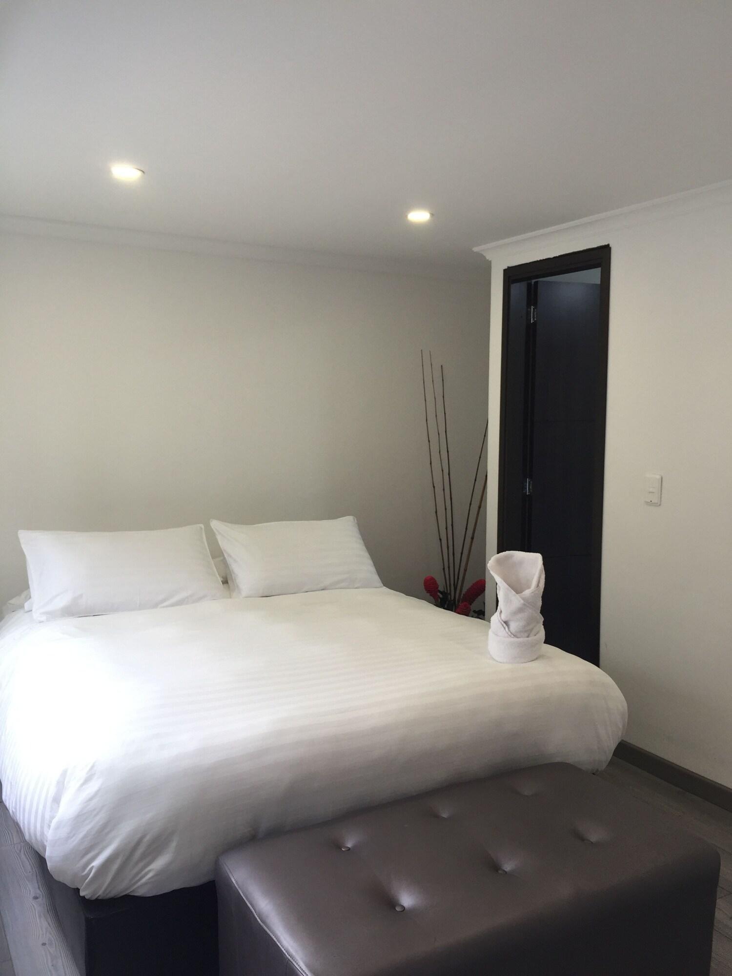 Hotel Metro 26 Bogota Bagian luar foto