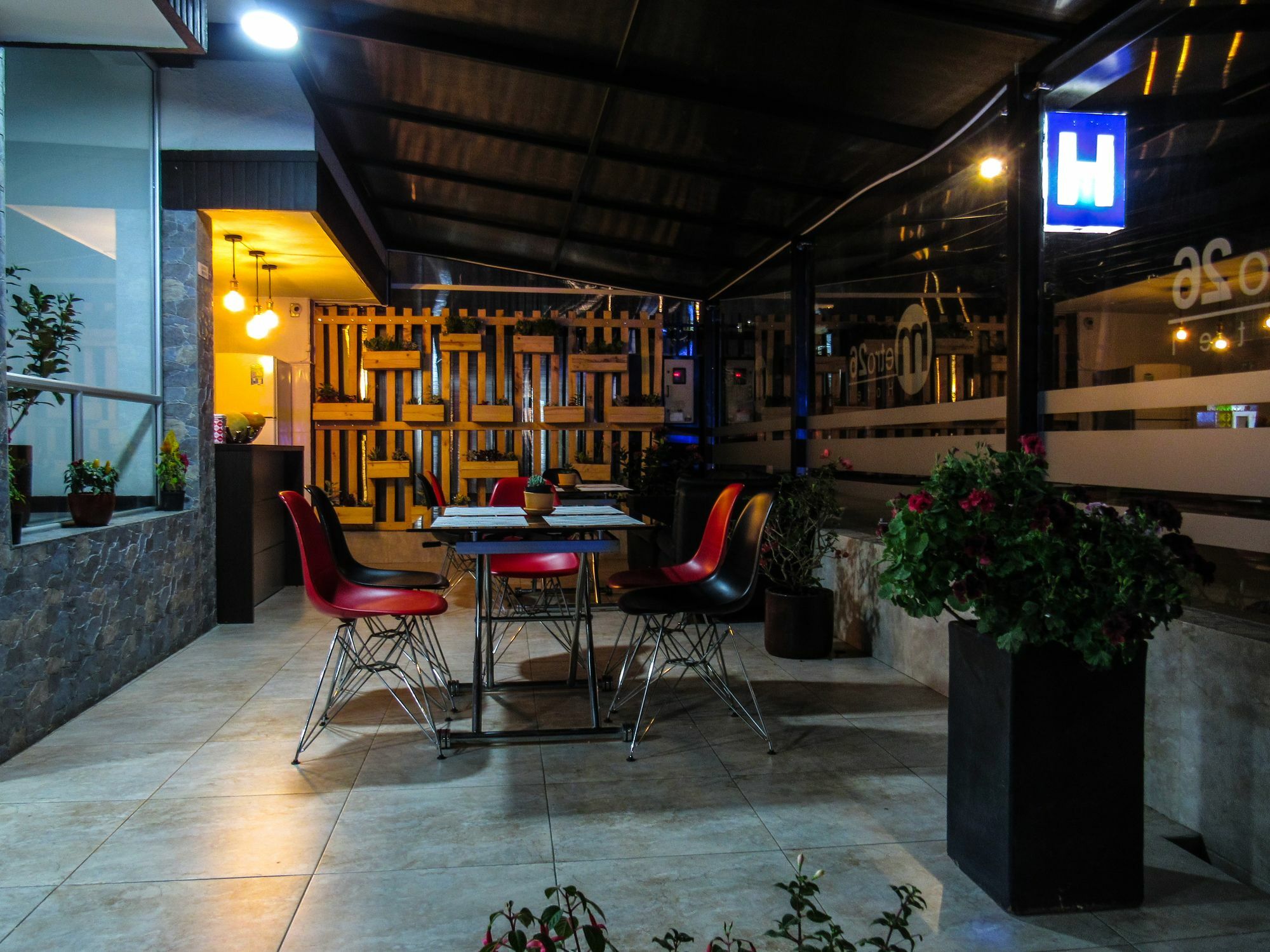 Hotel Metro 26 Bogota Bagian luar foto
